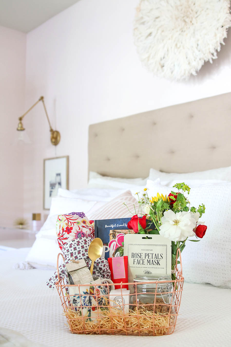 15 Gift Basket Ideas Everyone Will Love Receiving - Love The Day