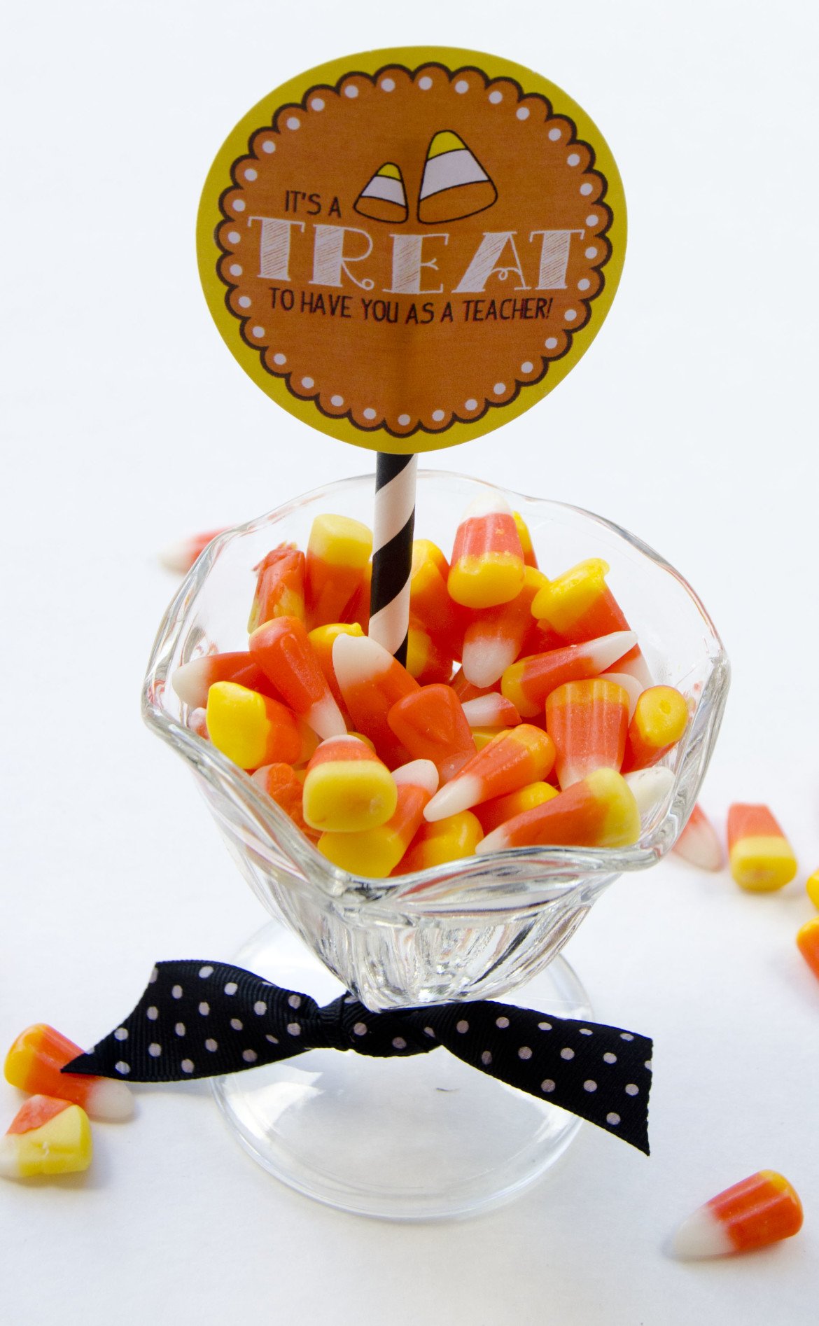 A Candy Corn Craft by Lindi Haws of Love The Day