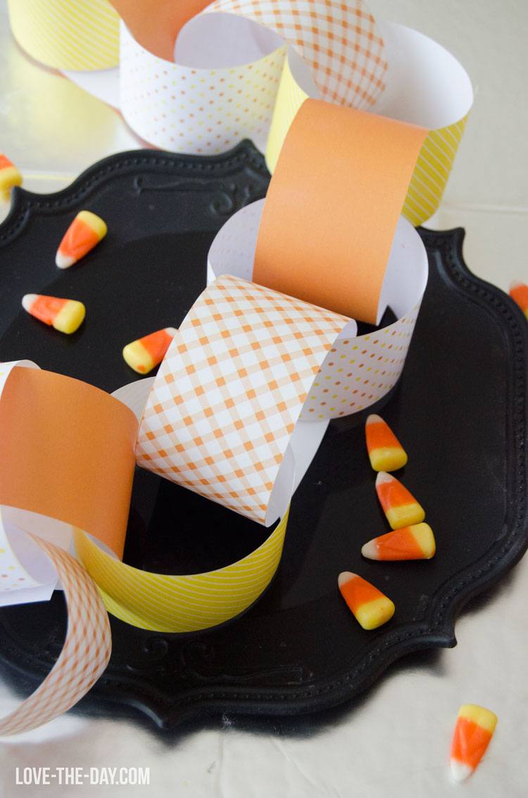 Free printable candy corn paper chain