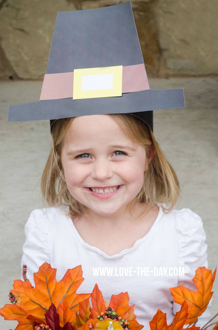 Pilgrim Crafts For Kids: Pilgram Hat & Tutorial