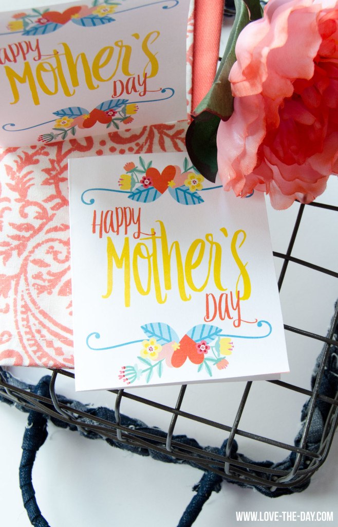 FREE PRINTABLE Mother's Day Card by Love The Day