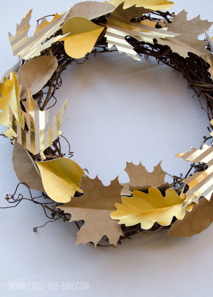 DIY Paper Leaf Wreath With Creativebug and Love The Day