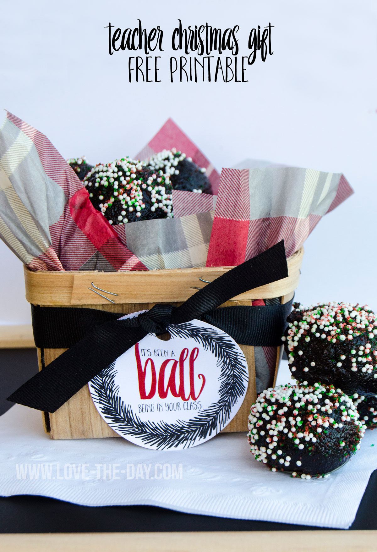 Oreo cookie balls christmas teacher gift idea & free printable
