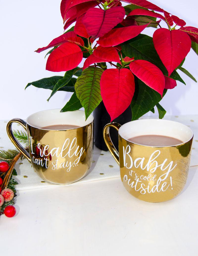 Christmas Mugs Tutorial & Free SVG file by Lindi Haws