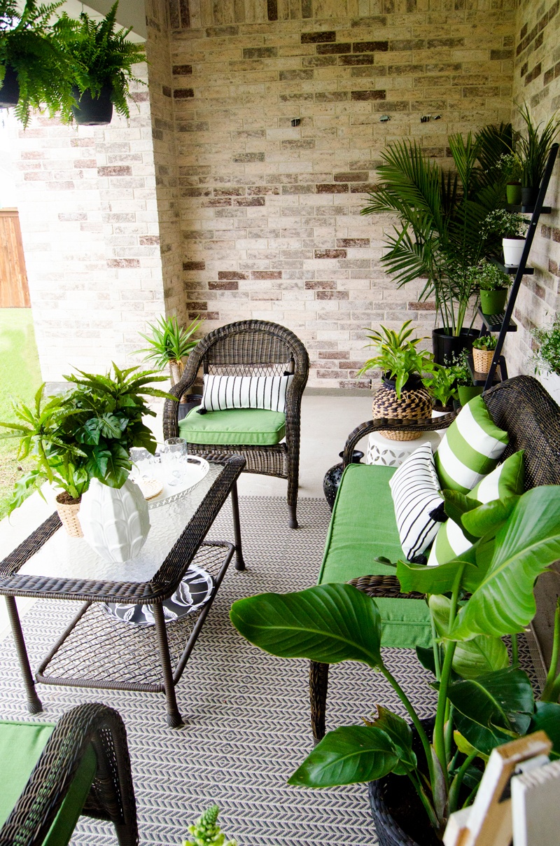 Patio Decor Ideas by Lindi Haws of Love The Day