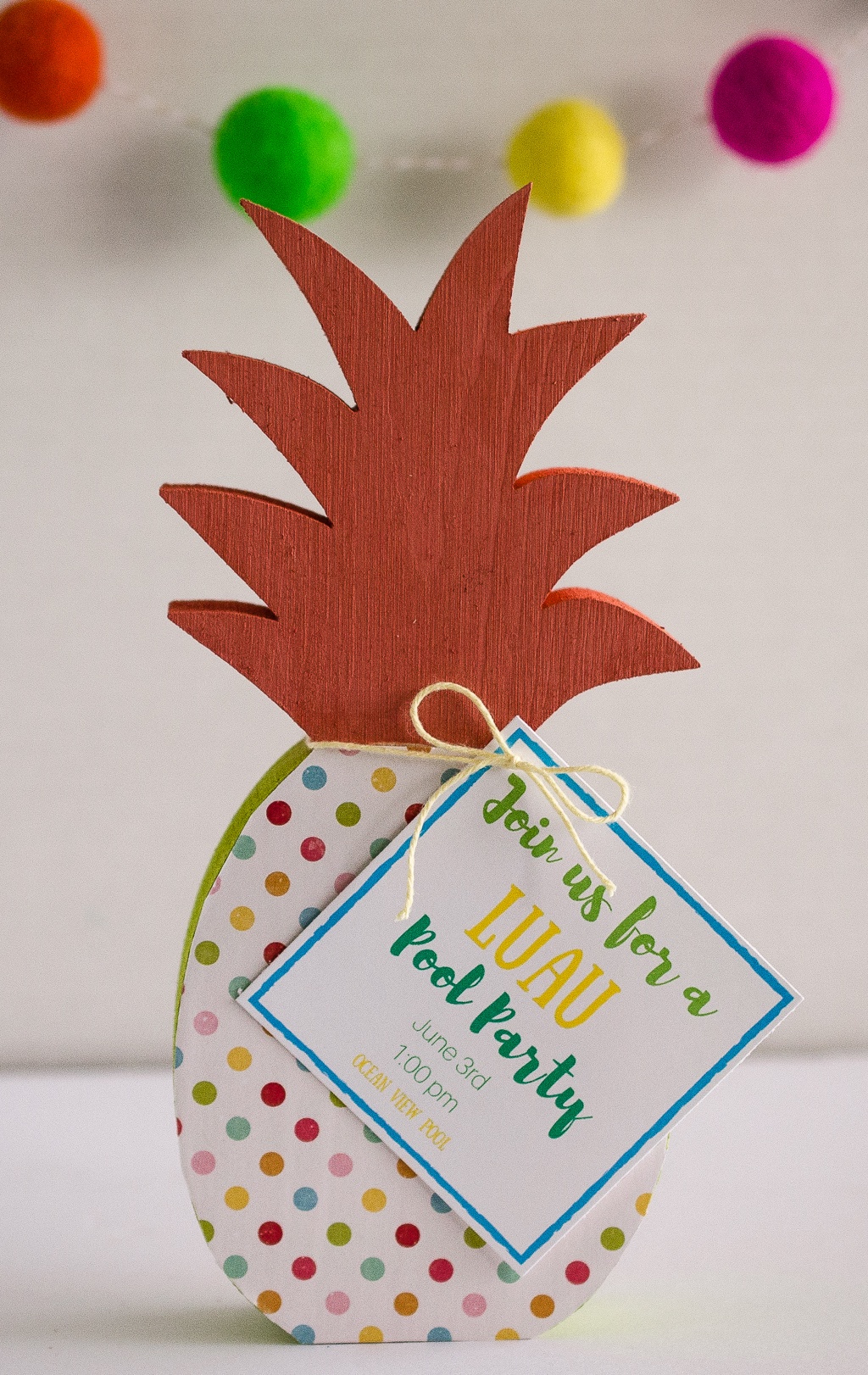 DIY Luau Pool Party Invites by Fawn Prints on Love the Day