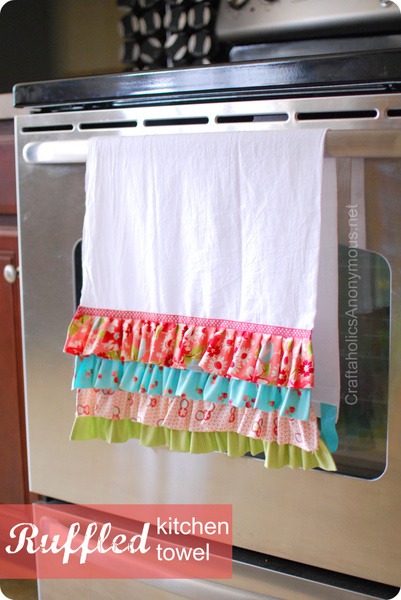 12 Simple Scrap Fabric Projects on Love the Day