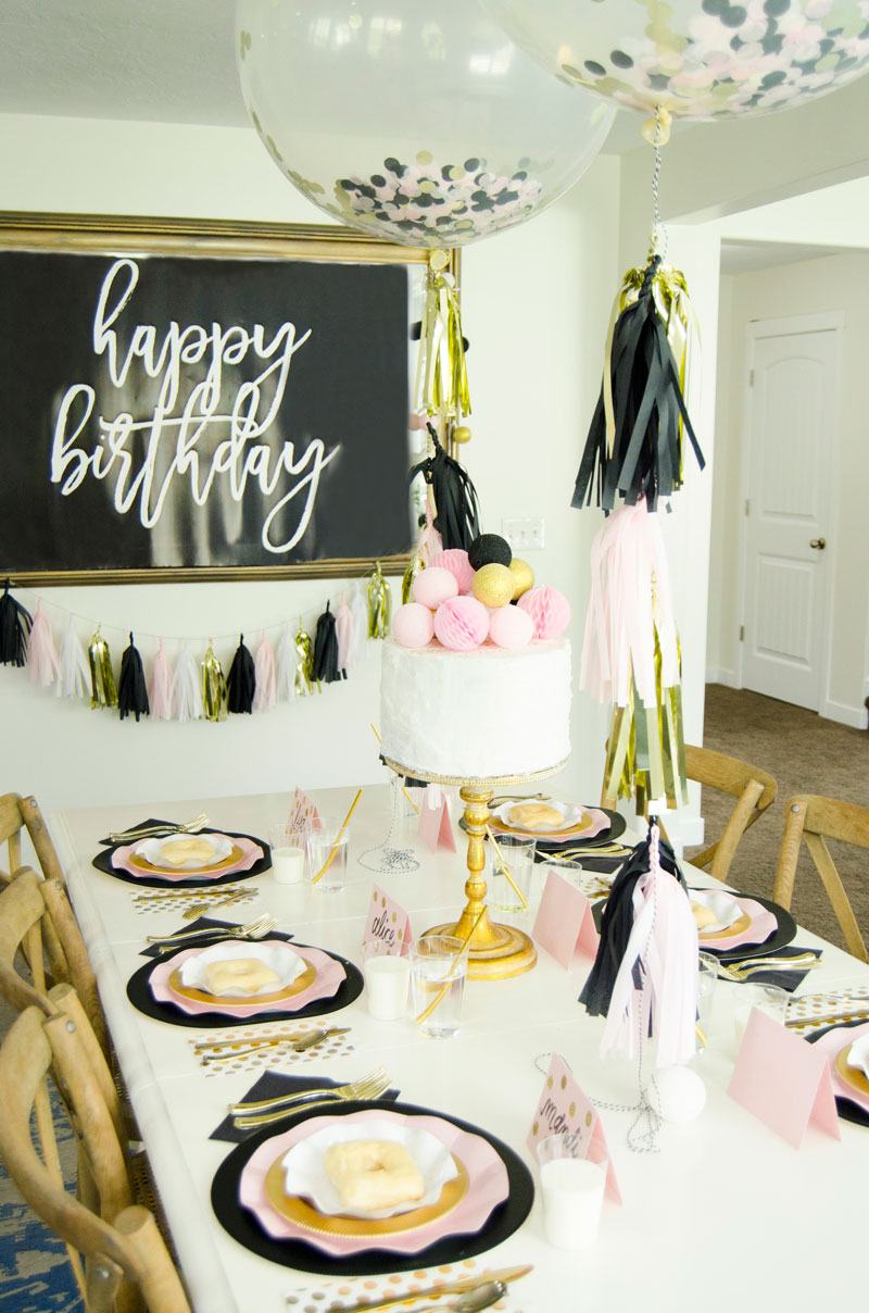 FREE Happy Birthday Backdrop by Lindi Haws of Love The Day