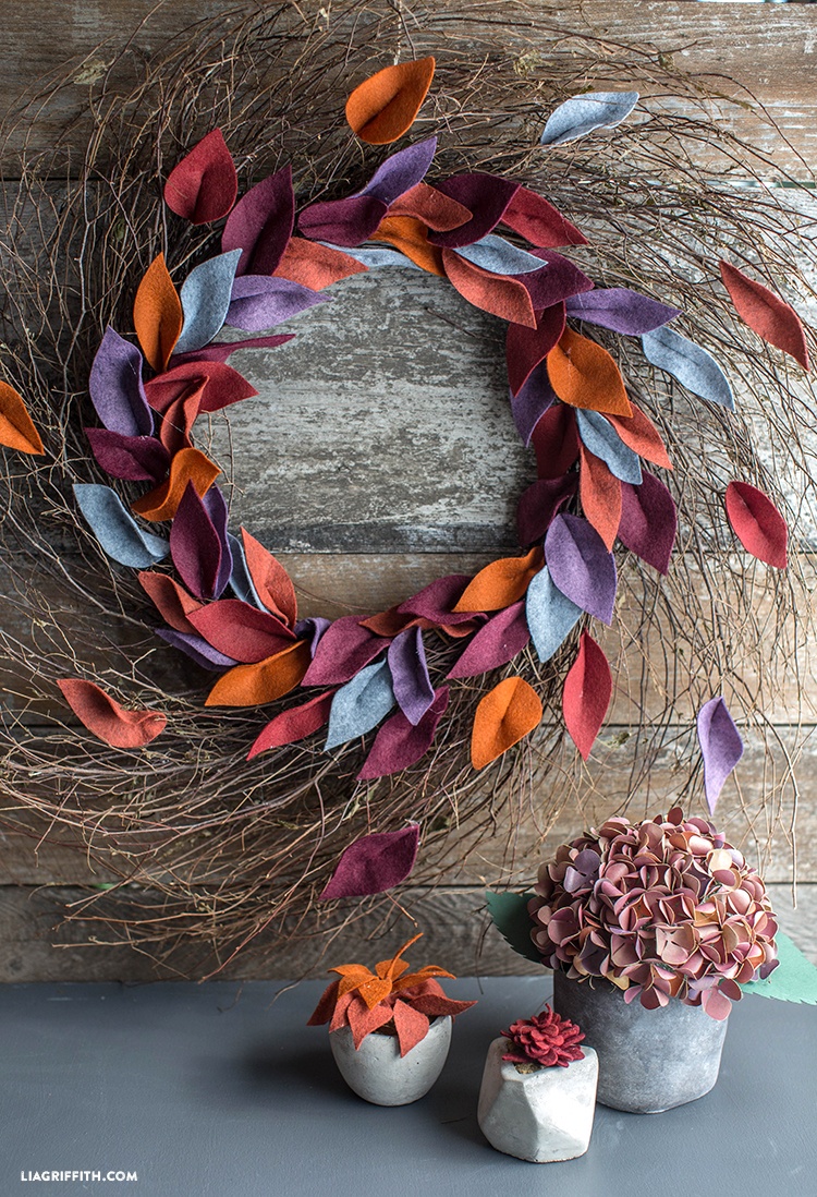 15 Easy DIY Fall Wreath Ideas on Love the Day