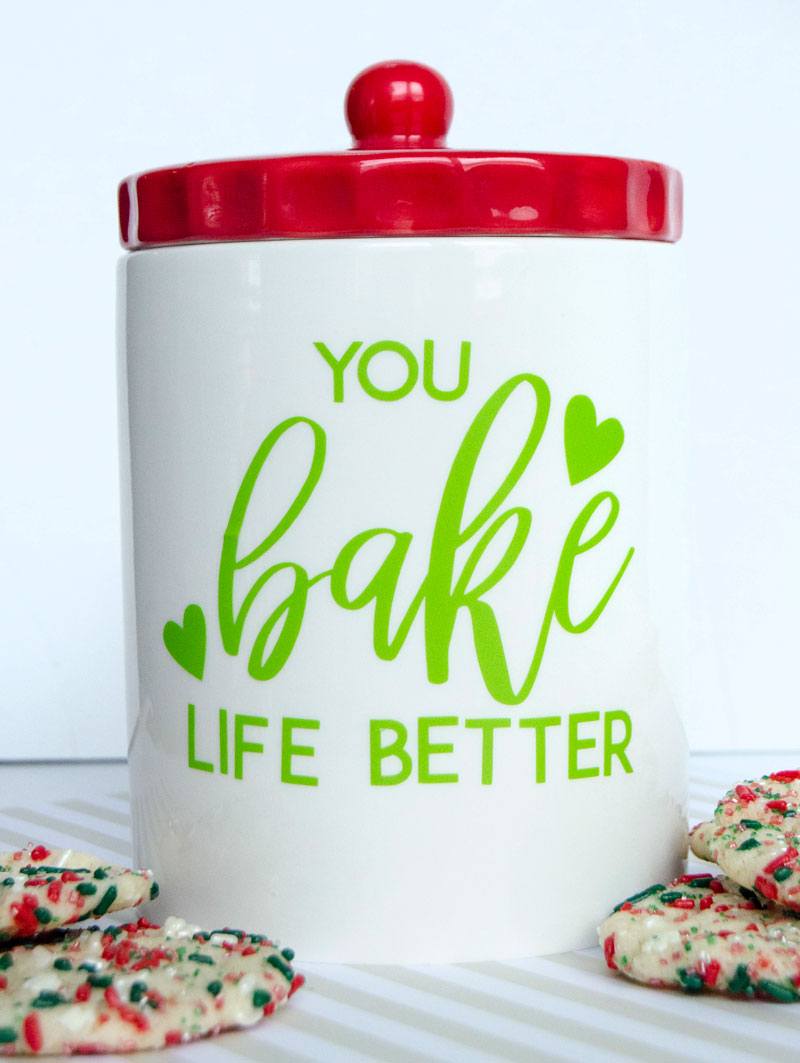 Clever Neighbor Gift Idea with the Cricut Maker by Lindi Haws