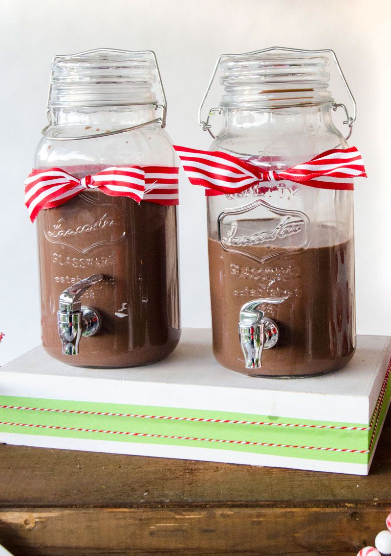 Hot Cocoa Stand Ideas by Lindi Haws of Love The Day