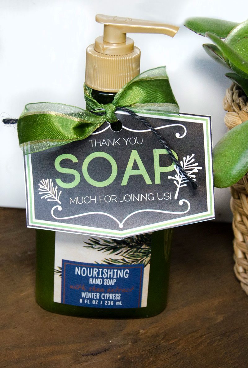 Easy Holiday Party Favors by Lindi Haws of Love The Day