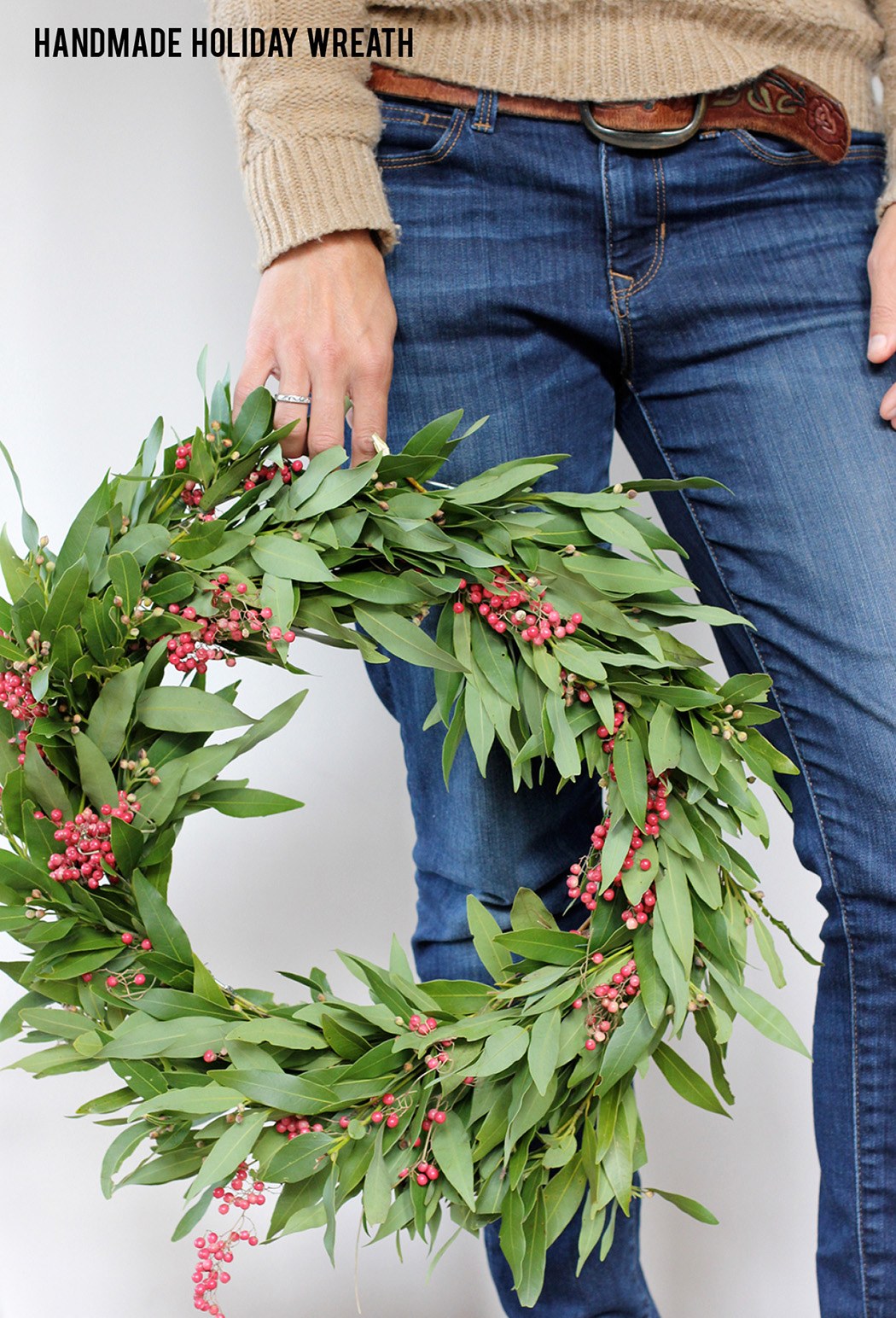 12 DIY Christmas Wreath Ideas on Love the Day