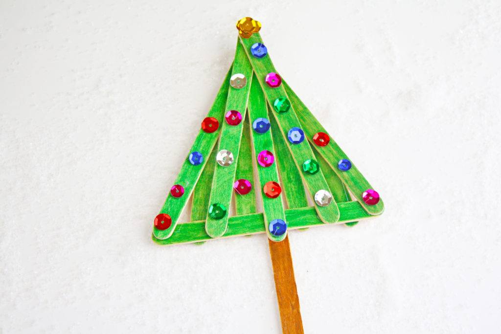 Easy & Fun Popsicle Stick Christmas Tree Craft on Love the Day