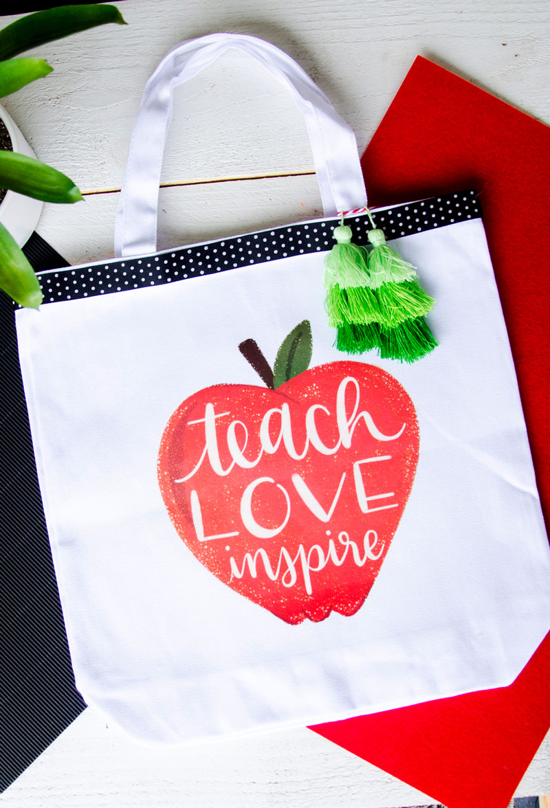 How to make a DIY Teacher Tote Bag with Iron-On by Lindi Haws of Love The Day