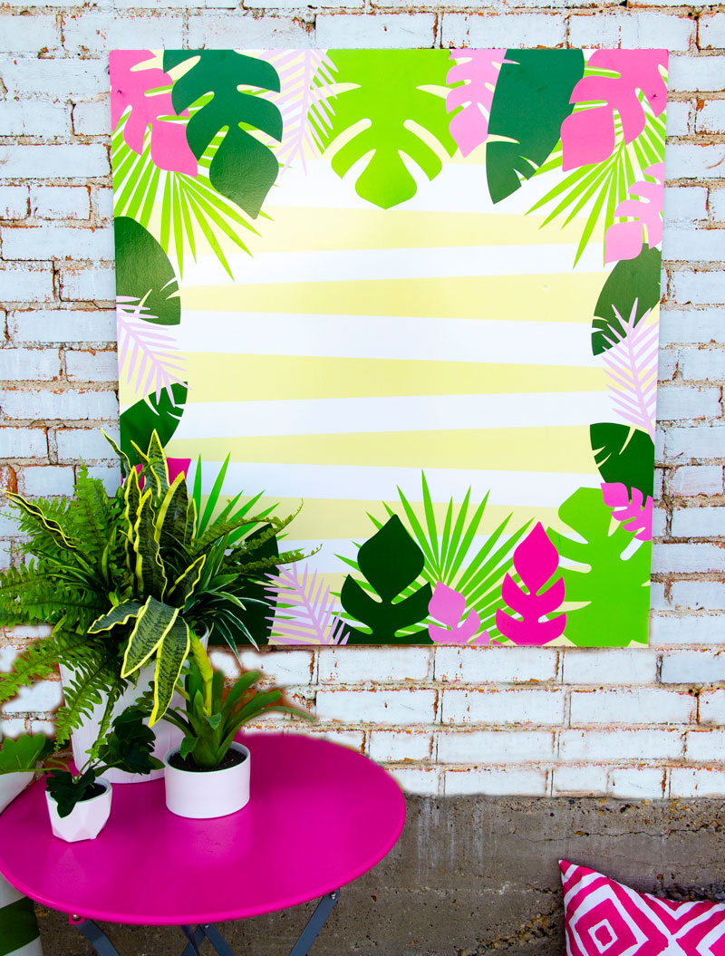 FREE PRINTABLE Tropical Backdrop by Lindi Haws of Love The Day