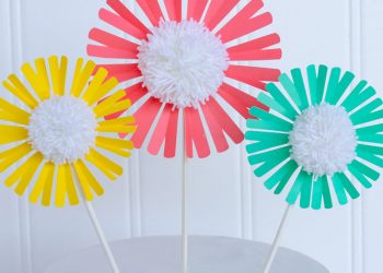 DIY Flower Cake Toppers with Cricut by Lindi Haws of Love The Day