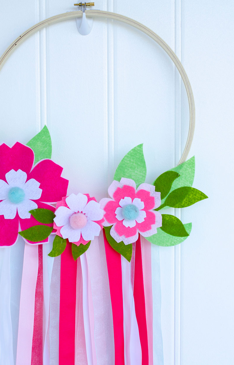 Felt Baby Shower Decorations with Cricut by Lindi Haws of Love The Day