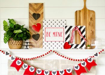 FREE Printable Valentine Poster by Lindi Haws of Love The Day