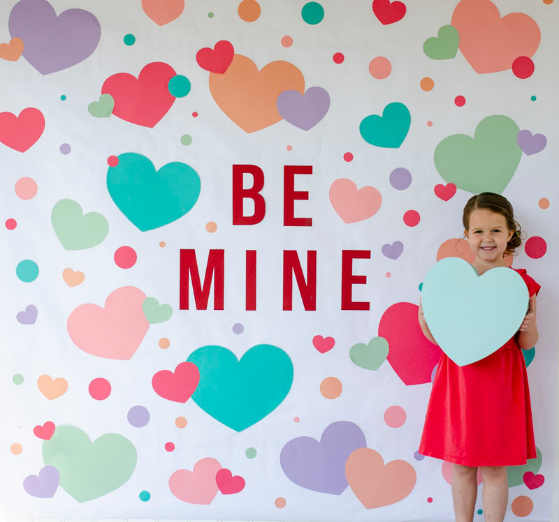 How to cut large items on cricut – valentine backdrop
