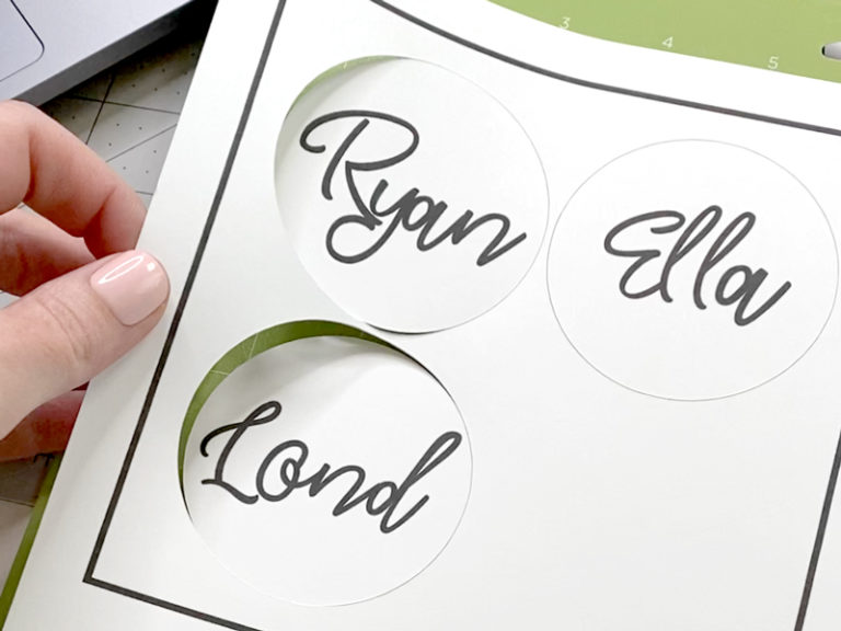 Wedding Name Tags with Cricut by Lindi Haws of Love The Day